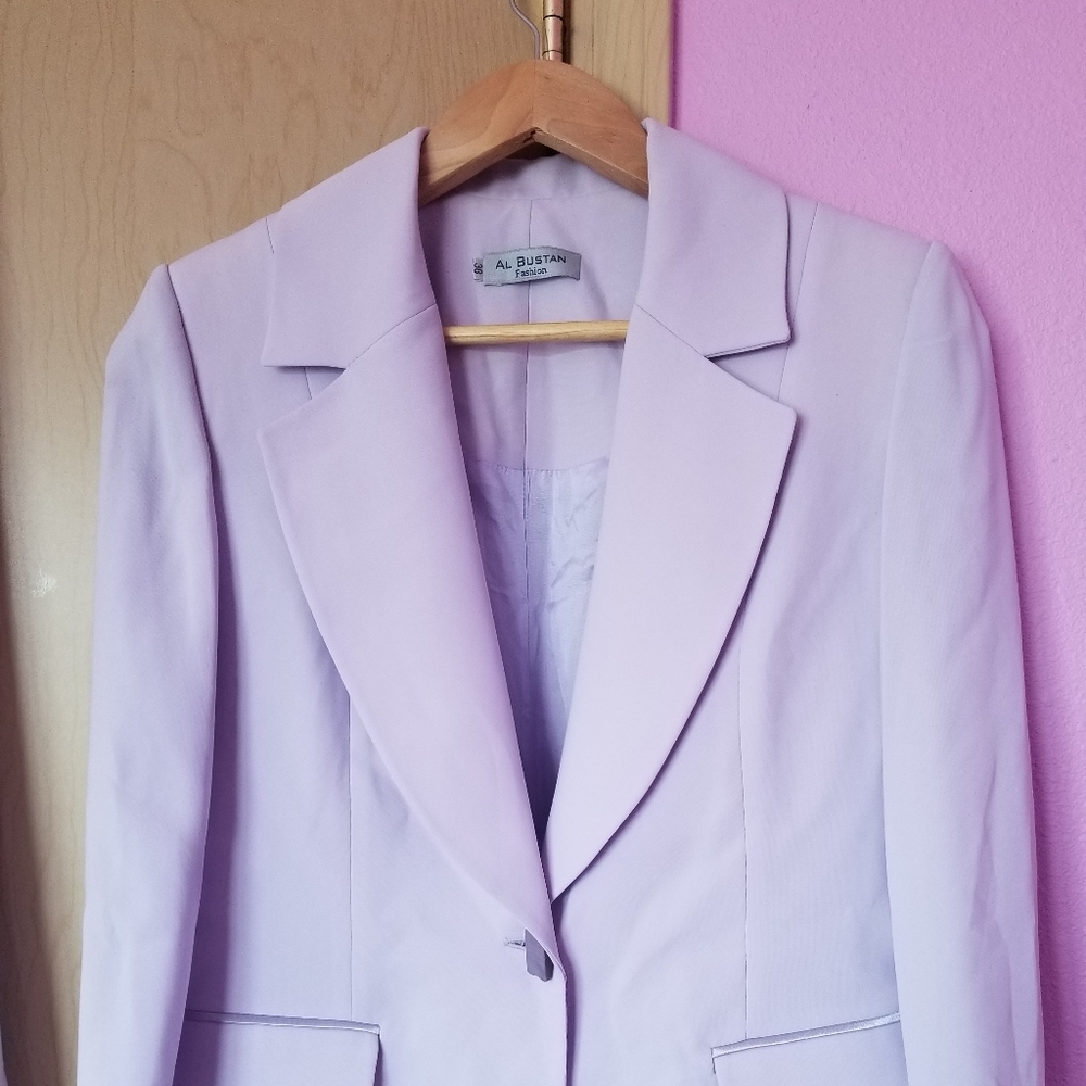 Women's skirt suit